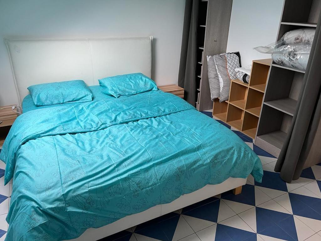 Suits & Luxury Appart Paris Montreuil Montreuil  Buitenkant foto